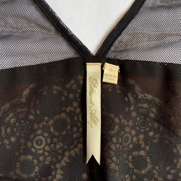 Black Mesh Sleeve Mini Dress - Picture 6 of 6